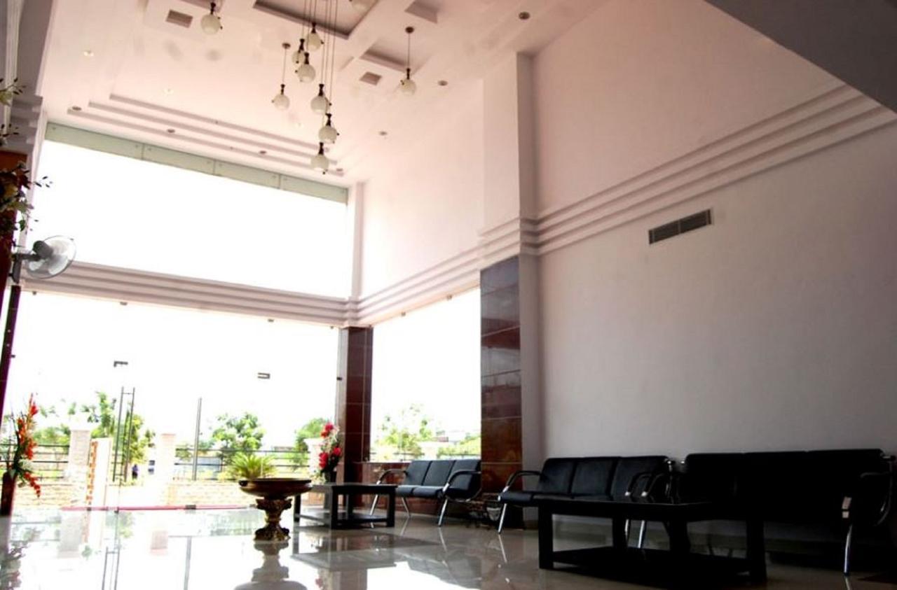 فندق Vinay Residency Sindhnur المظهر الخارجي الصورة